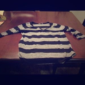 Black and grey striped Three quarter sleeve top